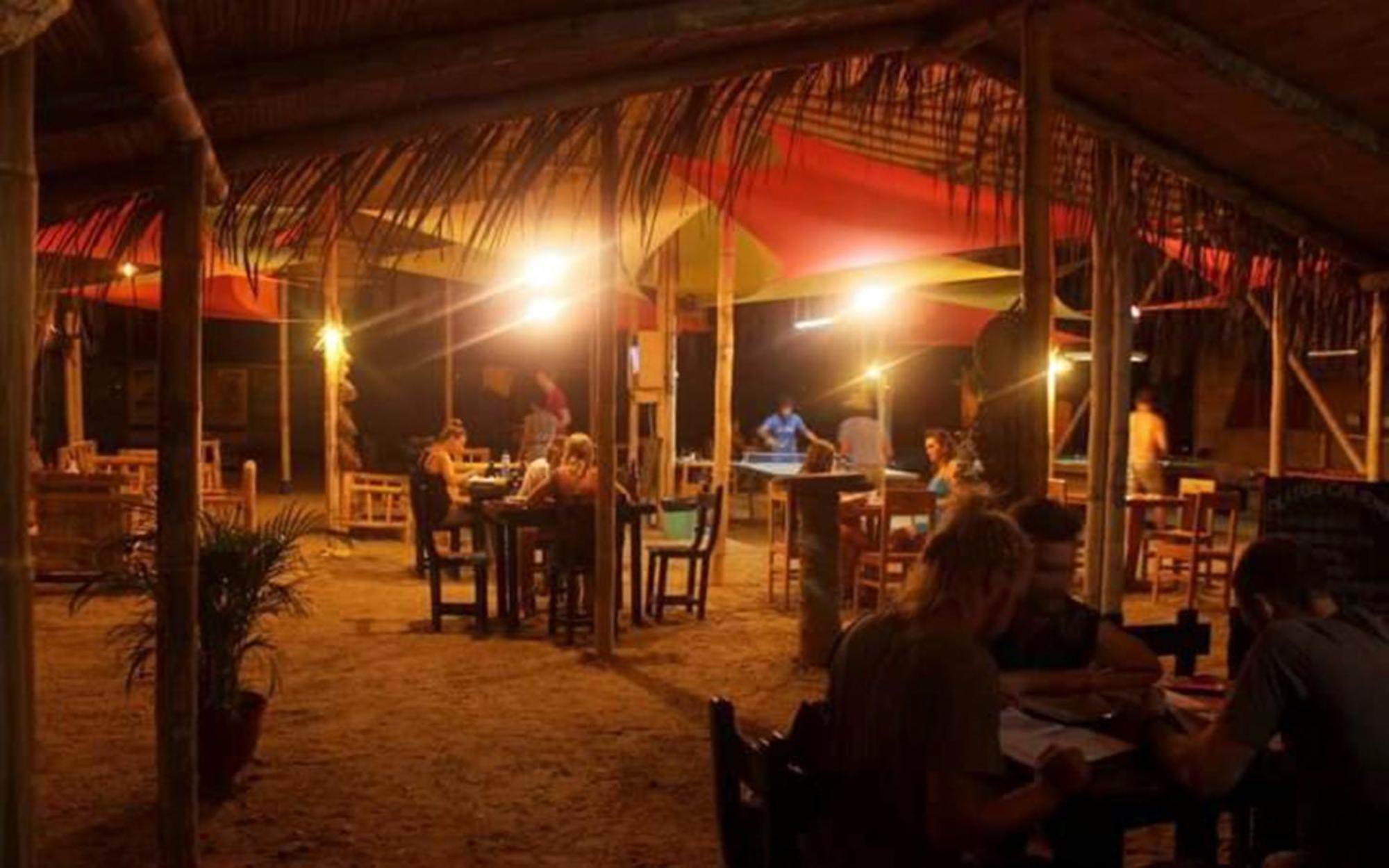 Zaigon Kite Surf Bed & Breakfast Mancora Exterior photo