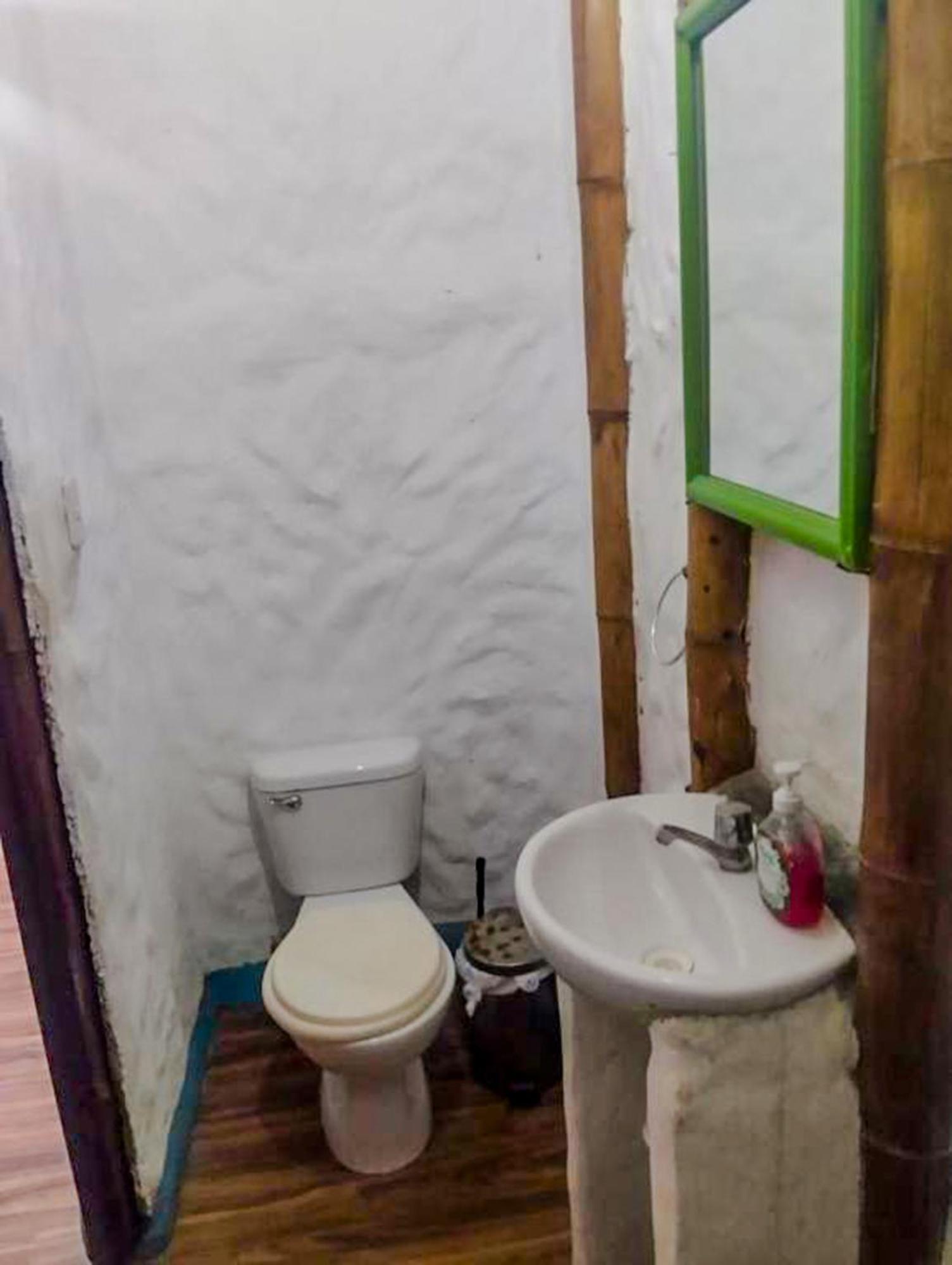 Zaigon Kite Surf Bed & Breakfast Mancora Exterior photo